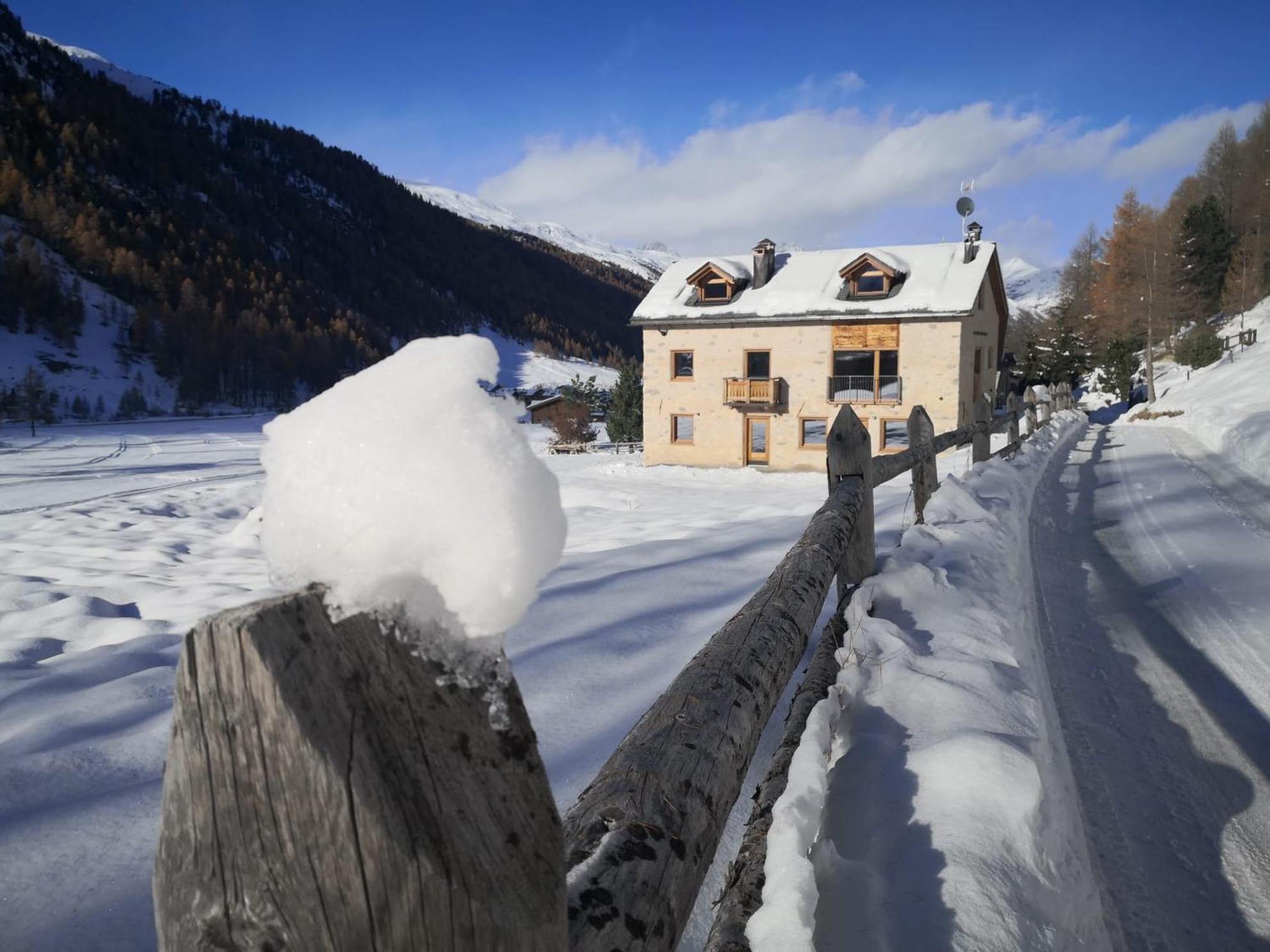 Chalet Aria Pura Ливиньо Экстерьер фото